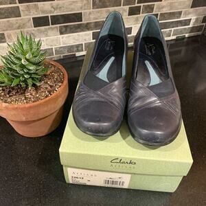 Clarks Artisan Sharon Women's 9.5 Navy Blue Shoes
